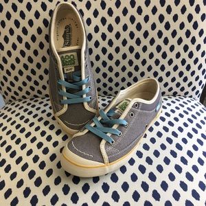 Simple Gray Hemp Shoes Size 7.5